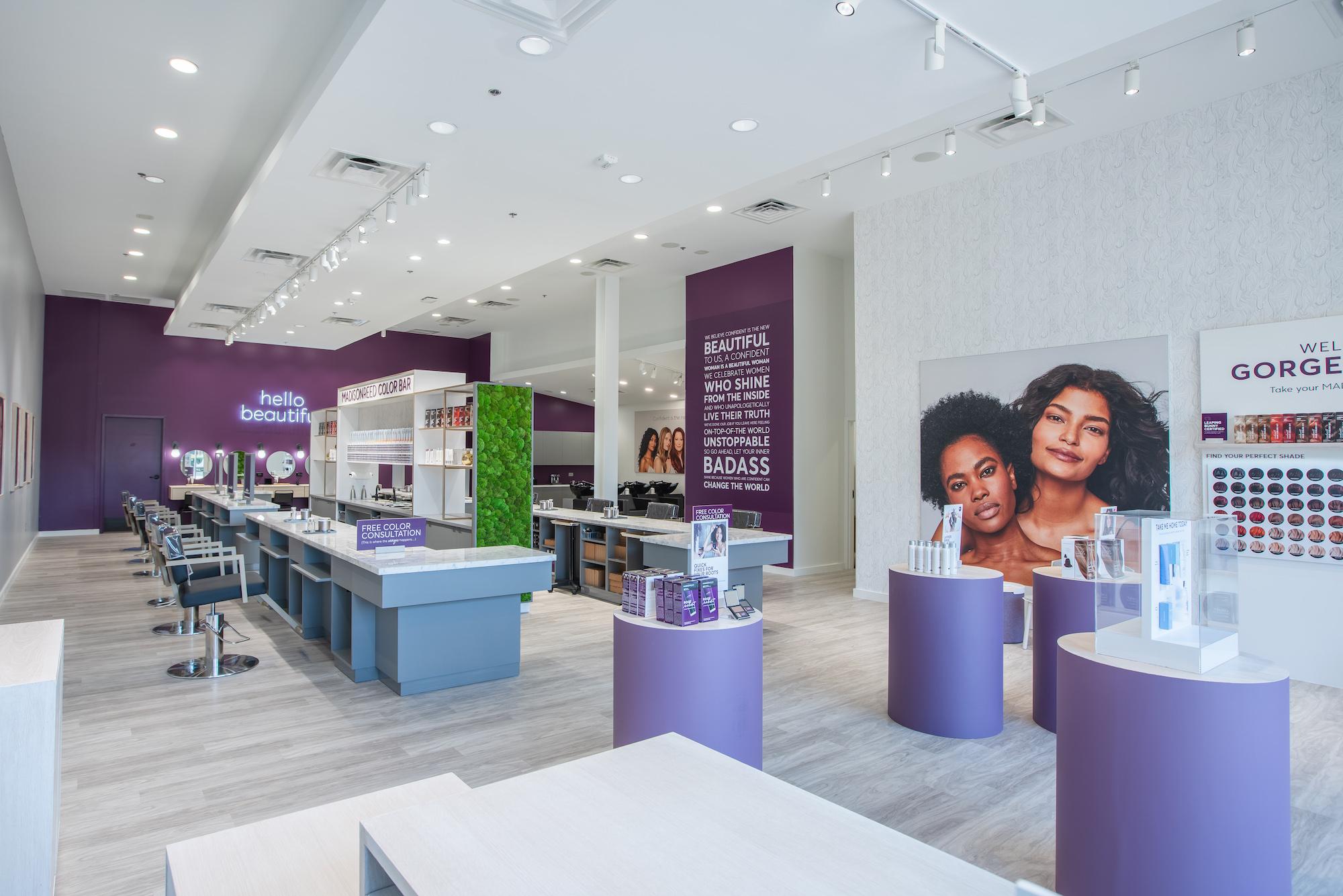 Lobby and Color Bar in Plano